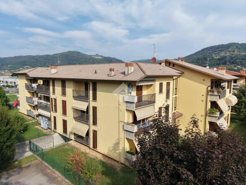 Trilocale via Marcello Candia 11, Villongo — foto 23 di 27