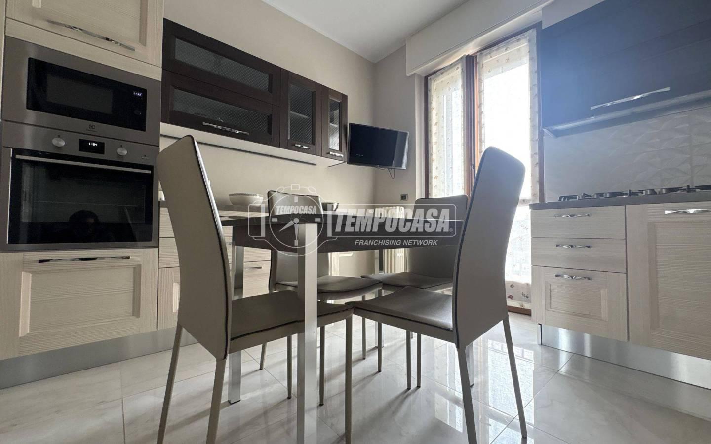 Appartamento via Trento, Centro, Cossato