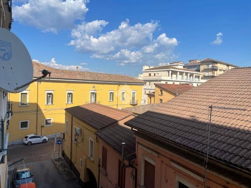 Trilocale via Capitano Luca Mazzella 6, Centro Storico, Benevento — foto 8 di 14