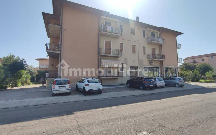 Appartamento via degli Scaligeri 70, Centro, Salizzole — foto 18 di 40