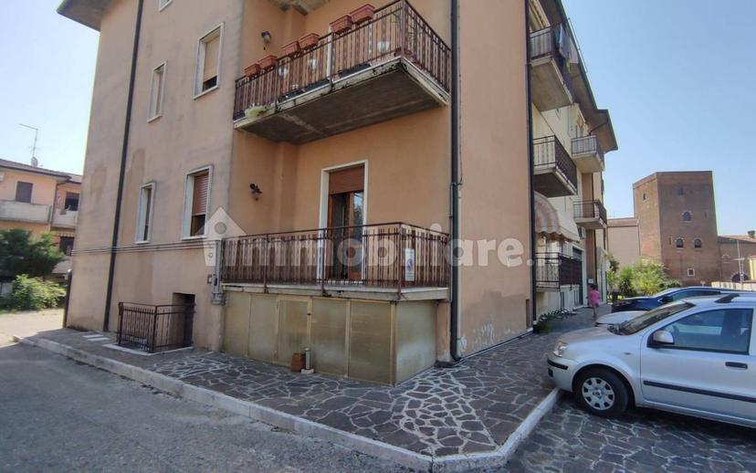 Appartamento via degli Scaligeri 70, Centro, Salizzole — foto 37 di 40