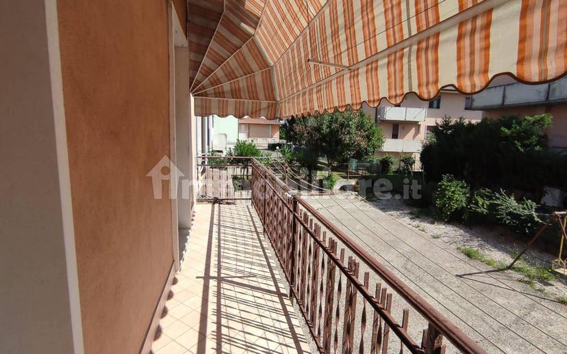 Appartamento via degli Scaligeri 70, Centro, Salizzole — foto 30 di 40