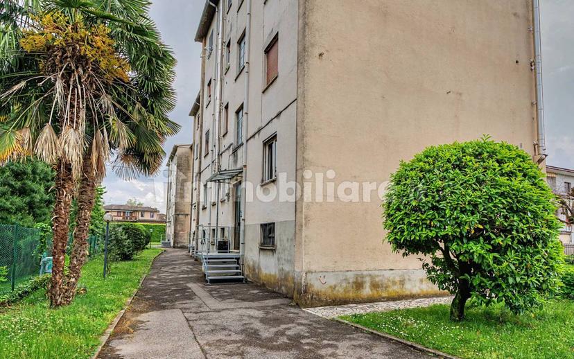 Appartamento via Giovanni Pascoli, Centro, Lurate Caccivio