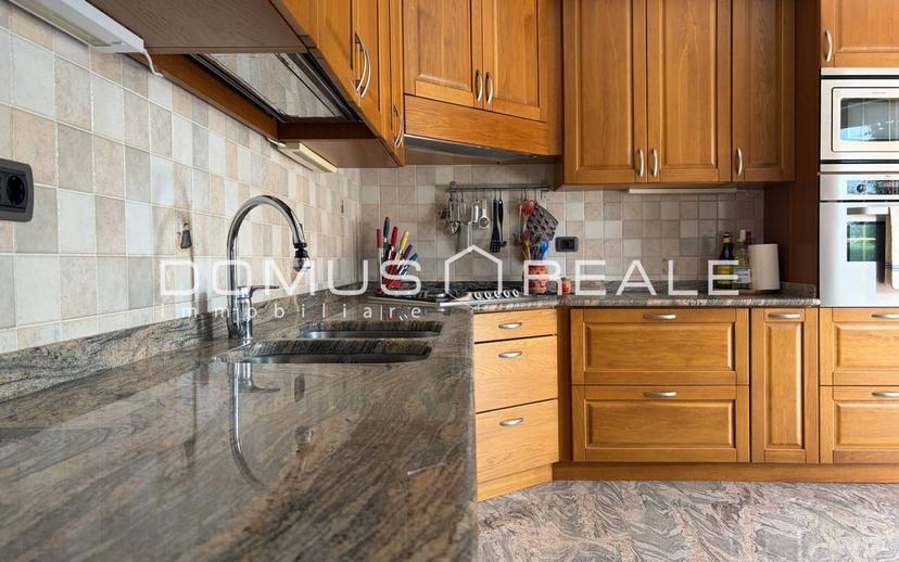 Villa bifamiliare via Giacomo Matteotti 12, Sandrà, Castelnuovo del Garda — foto 48 di 53