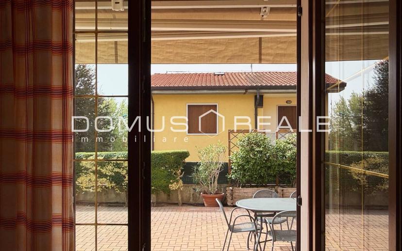 Villa bifamiliare via Giacomo Matteotti 12, Sandrà, Castelnuovo del Garda — foto 8 di 53