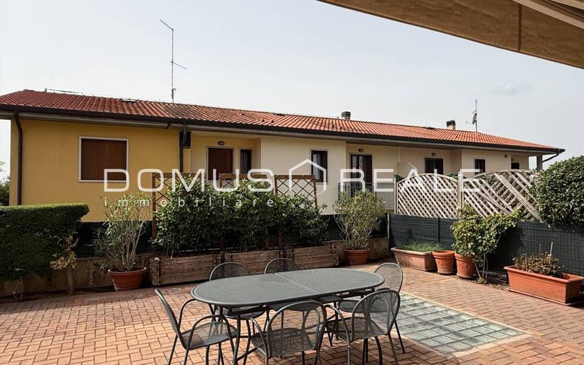 Villa bifamiliare via Giacomo Matteotti 12, Sandrà, Castelnuovo del Garda — foto 40 di 53