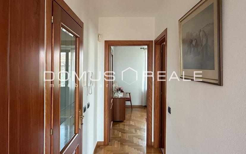 Villa bifamiliare via Giacomo Matteotti 12, Sandrà, Castelnuovo del Garda — foto 44 di 53