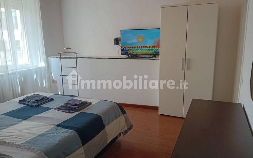 Appartamento via Costanzo Ebat, Goito - Montebello, Livorno — foto 5 di 12