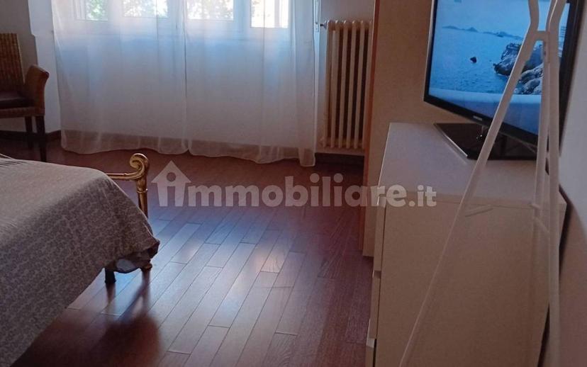 Appartamento via Costanzo Ebat, Goito - Montebello, Livorno — foto 11 di 12