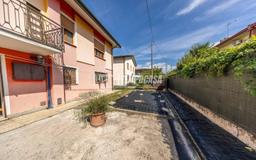 Appartamento via Raffaello Sanzio 19, Centro, Dolo