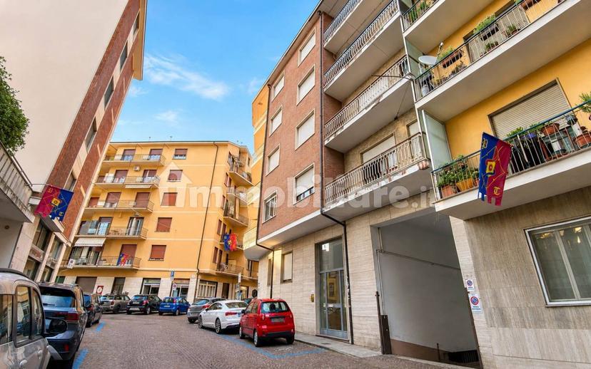 Quadrilocale via Italo Gastaldi 9, Centro, Alba — foto 24 di 26