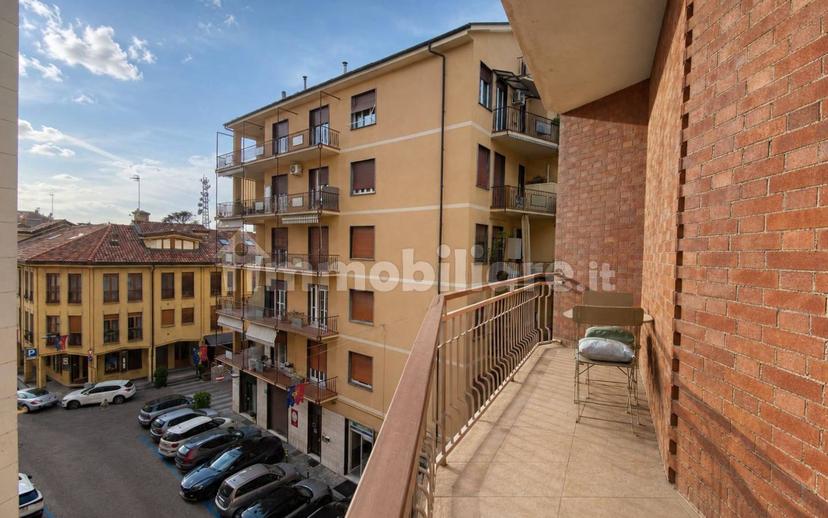 Quadrilocale via Italo Gastaldi 9, Centro, Alba — foto 11 di 26