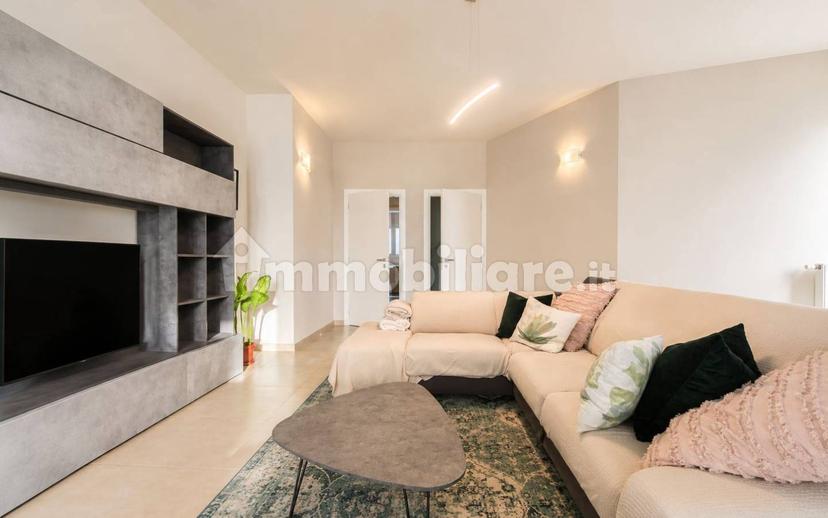 Quadrilocale via Italo Gastaldi 9, Centro, Alba — foto 4 di 26