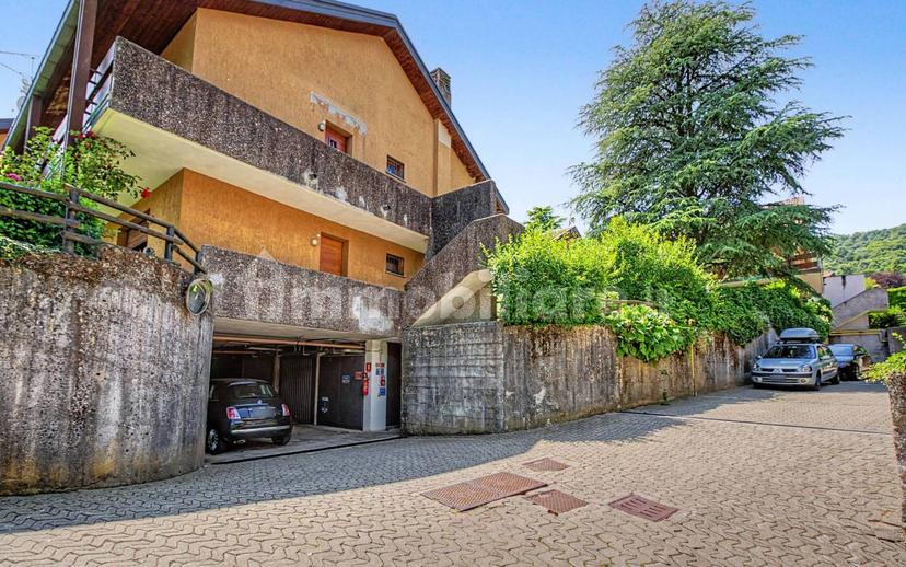 Quadrilocale via Giuseppe Verdi, 6, Ramponio Verna, Alta Valle Intelvi — foto 26 di 33
