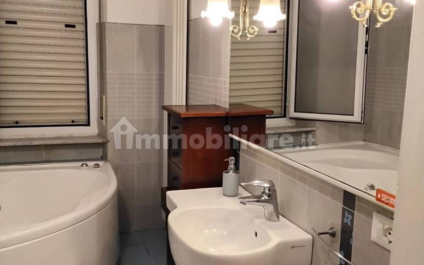 Appartamento via Costanzo Ebat, Goito - Montebello, Livorno — foto 8 di 12