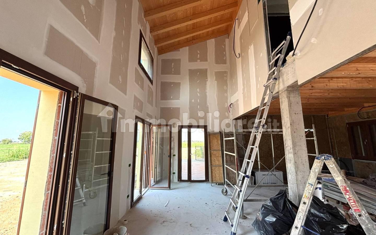 Villa unifamiliare, nuova, 160 m², Curtatone