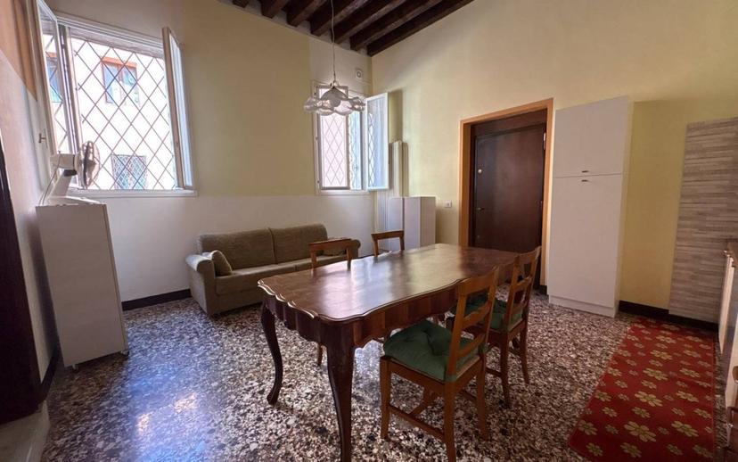 Trilocale Contra' Corpus Domini, Centro Storico, Vicenza — foto 11 di 14