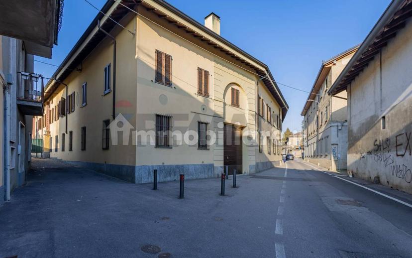 Monolocale buono stato, primo piano, Centro, Arcore — foto 7 di 12