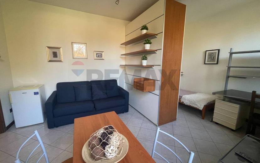 Monolocale buono stato, primo piano, Centro, Arcore — foto 12 di 12
