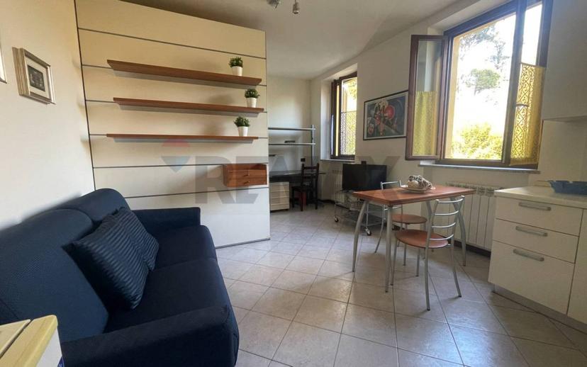 Monolocale buono stato, primo piano, Centro, Arcore — foto 8 di 12