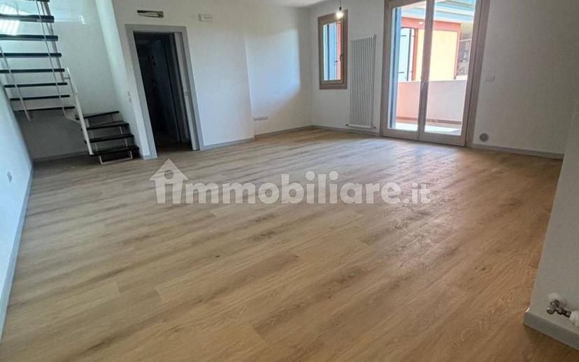 Attico via Vittorio Emanuele, Centro, Quinto di Treviso — foto 2 di 21