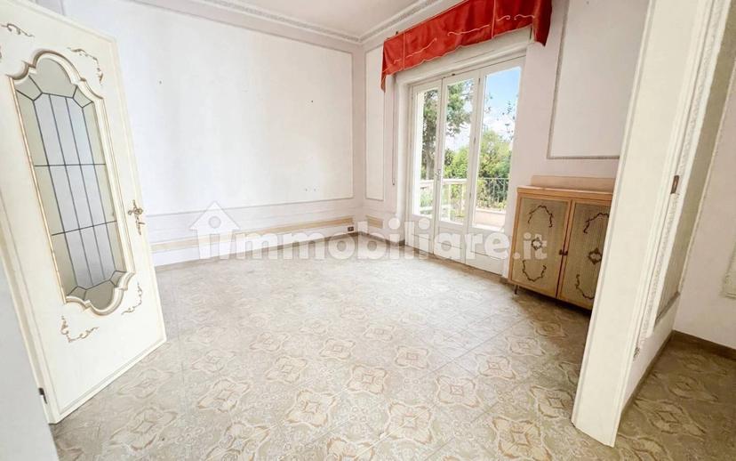 Terratetto unifamiliare 320 m², buono stato, Mesagne — foto 8 di 15