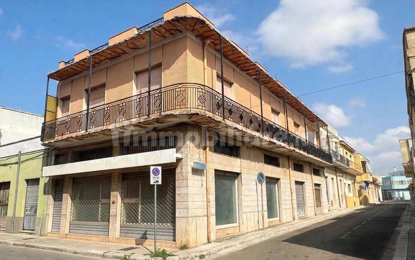 Terratetto unifamiliare 320 m², buono stato, Mesagne — foto 3 di 15