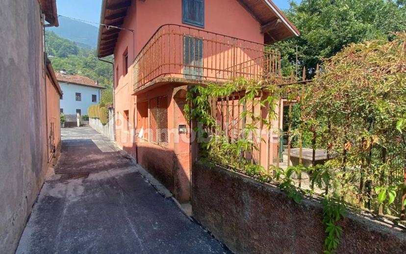 Terratetto unifamiliare via Concetto Marchesi 42, Centro, Domodossola — foto 2 di 8