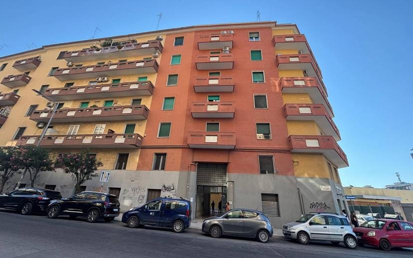Trilocale viale Ennio Quinto 1, Picone, Bari