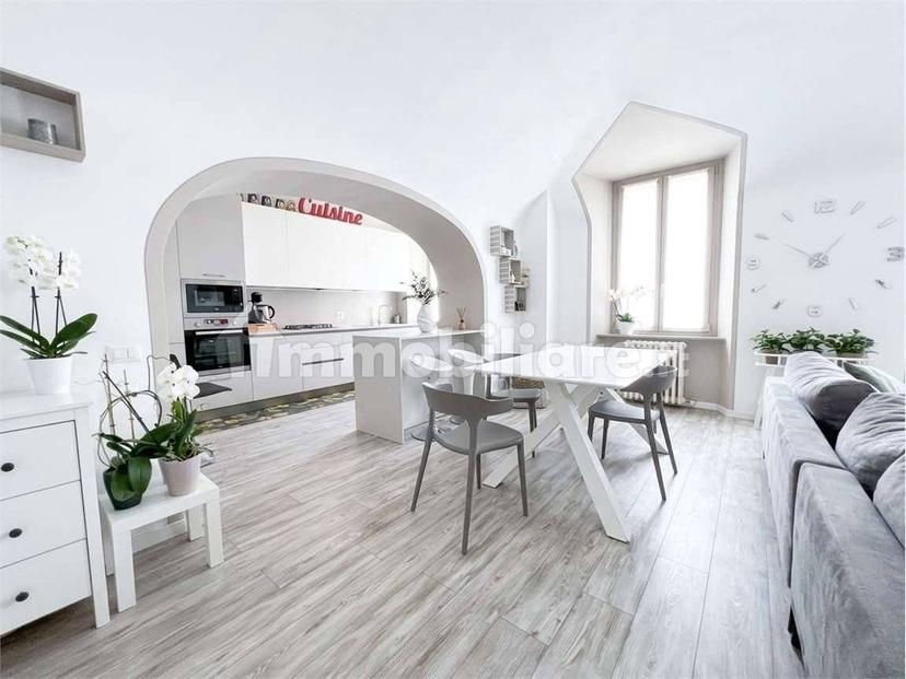Quadrilocale viale azari , 150, Suna Alta, Monterosso, Cavandone, Verbania — foto 12 di 30