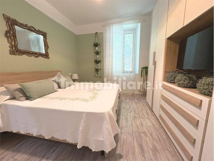 Quadrilocale viale azari , 150, Suna Alta, Monterosso, Cavandone, Verbania — foto 11 di 30