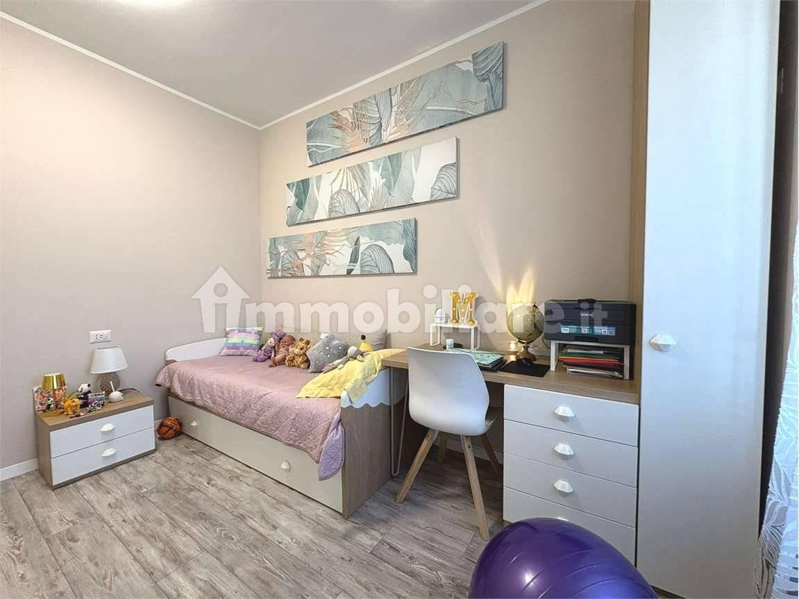 Quadrilocale viale azari , 150, Suna Alta, Monterosso, Cavandone, Verbania