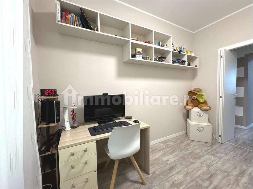 Quadrilocale viale azari , 150, Suna Alta, Monterosso, Cavandone, Verbania — foto 7 di 30