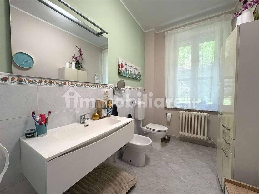Quadrilocale viale azari , 150, Suna Alta, Monterosso, Cavandone, Verbania — foto 4 di 30