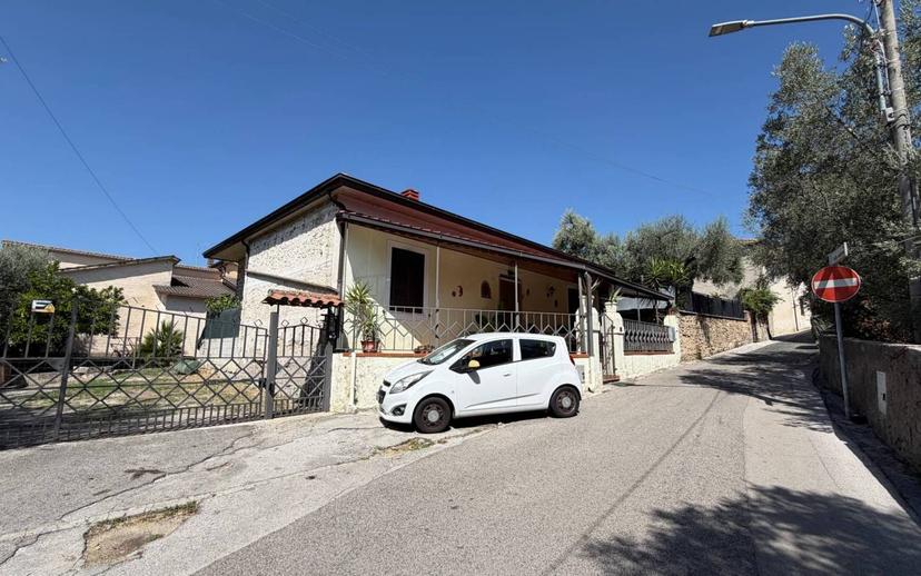 Villa unifamiliare via Colle Scalone 6, Colli, Monte San Giovanni Campano — foto 3 di 13
