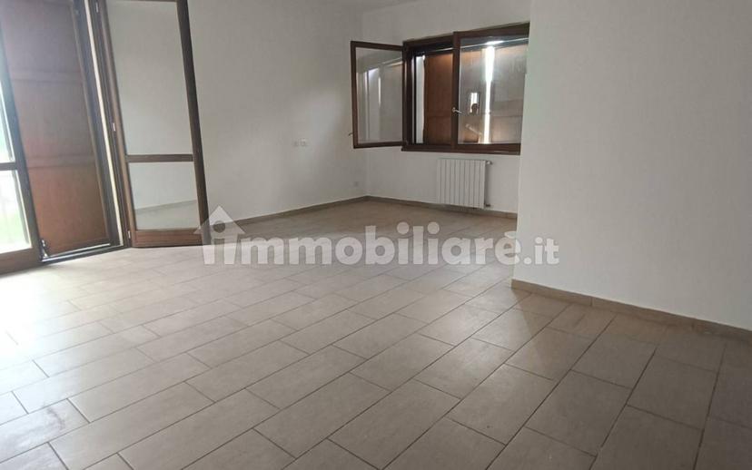 Trilocale via Roma, Centro, Palazzo Pignano — foto 8 di 11