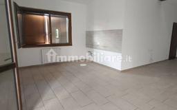 Trilocale via Roma, Centro, Palazzo Pignano