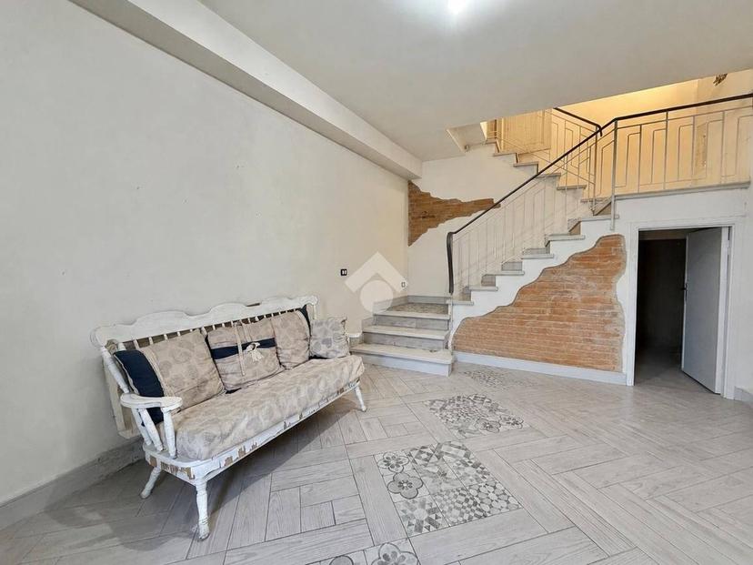 Casa colonica via Fiorentina 361, Bottegone, Pistoia — foto 12 di 22