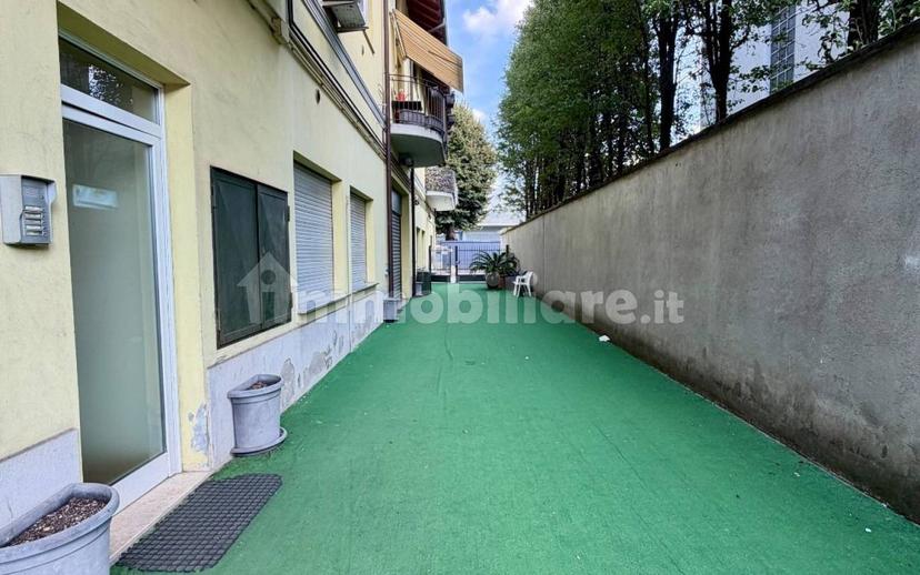 Bilocale via Giuseppe Mazzini 4C, Varedo — foto 6 di 21