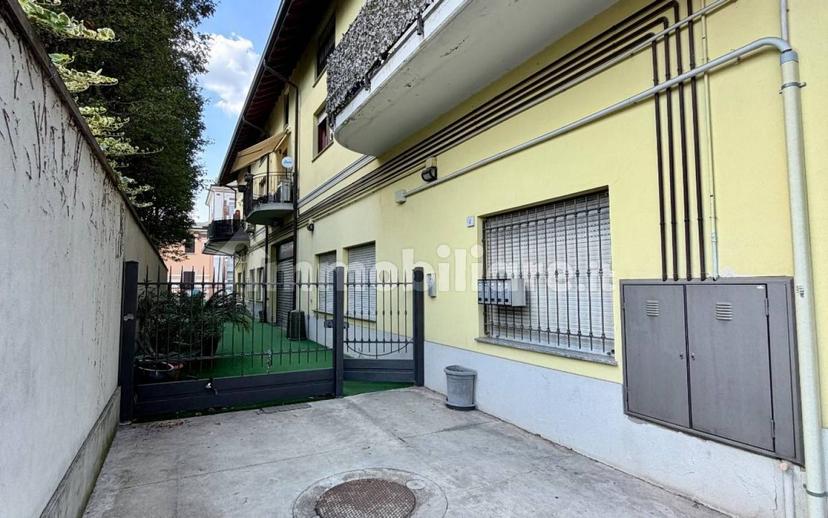 Bilocale via Giuseppe Mazzini 4C, Varedo — foto 11 di 21