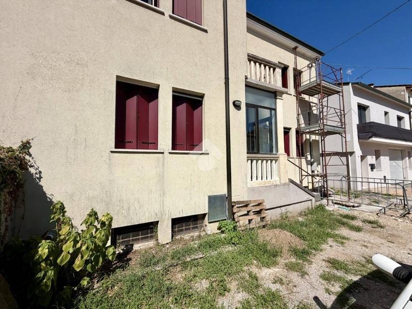 Quadrilocale via G. Marconi 57, Centro, Isola Vicentina — foto 8 di 18
