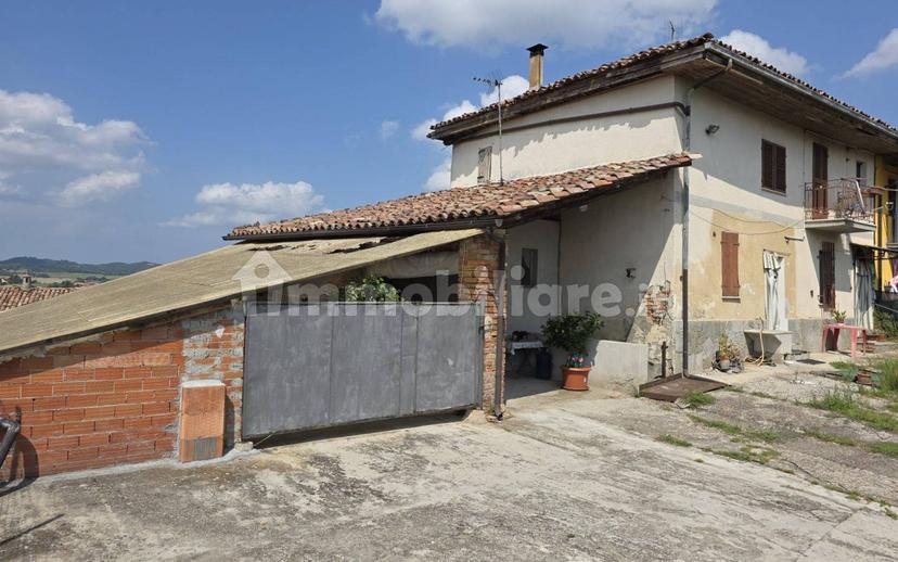 Terratetto unifamiliare 130 m², buono stato, Scandeluzza, Montiglio Monferrato — foto 7 di 14
