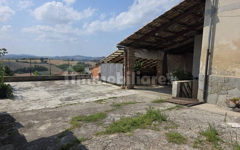 Terratetto unifamiliare 130 m², buono stato, Scandeluzza, Montiglio Monferrato — foto 8 di 14