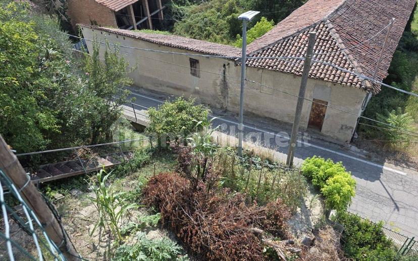 Terratetto unifamiliare 130 m², buono stato, Scandeluzza, Montiglio Monferrato — foto 11 di 14