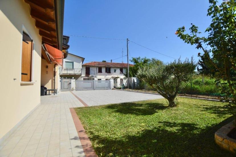 Villa unifamiliare via Ronche di Sotto, Piavon, Oderzo — foto 13 di 40