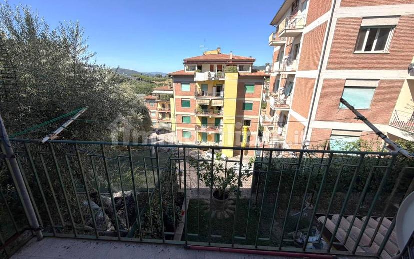 Quadrilocale viale Orazio Antinori 24, Centro, Perugia