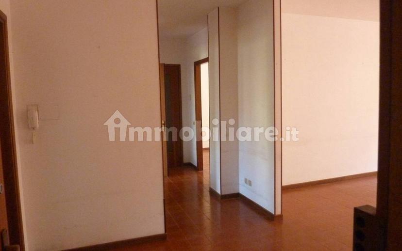 Trilocale via Belletti, San Rocco, Novara — foto 5 di 38