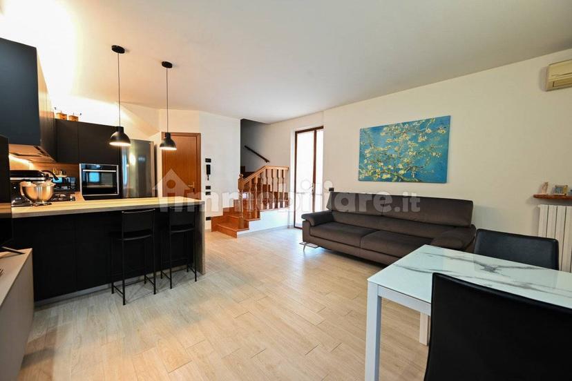 Villa bifamiliare via Scaiole, Raldon, San Giovanni Lupatoto — foto 10 di 12