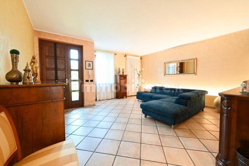 Villa bifamiliare via Scaiole, Raldon, San Giovanni Lupatoto — foto 4 di 13