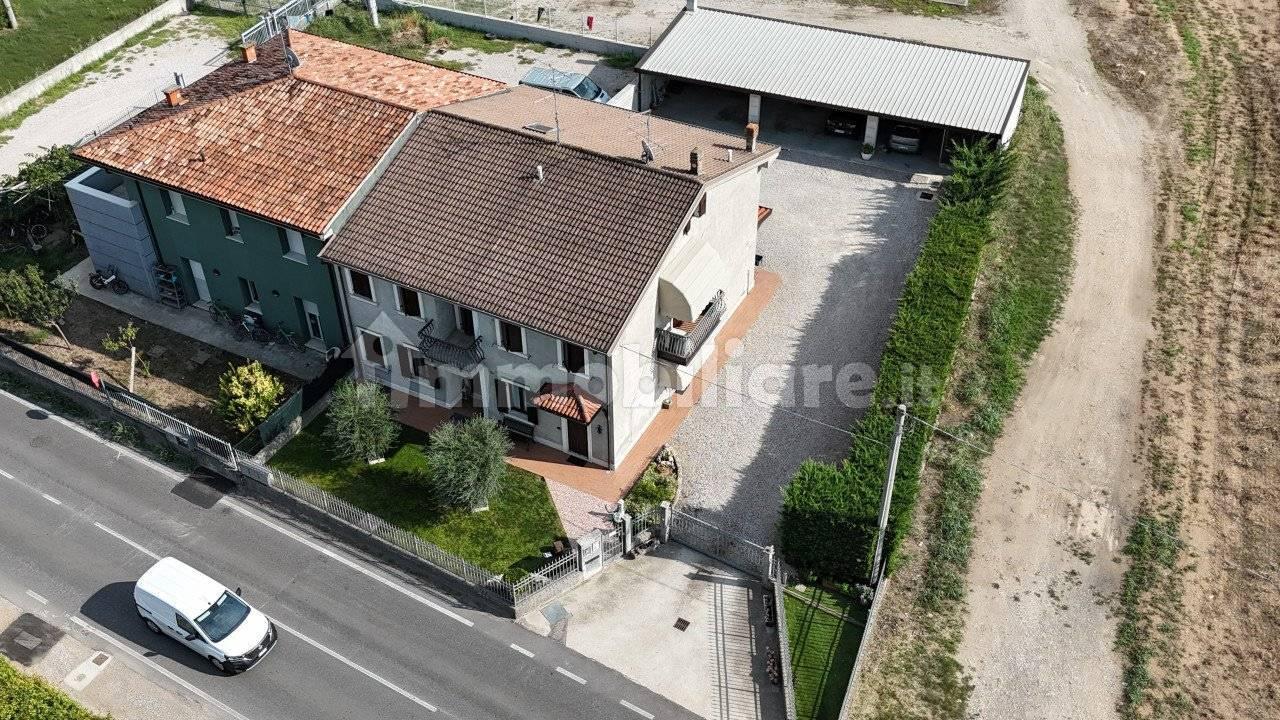 Villa bifamiliare via Scaiole, Raldon, San Giovanni Lupatoto